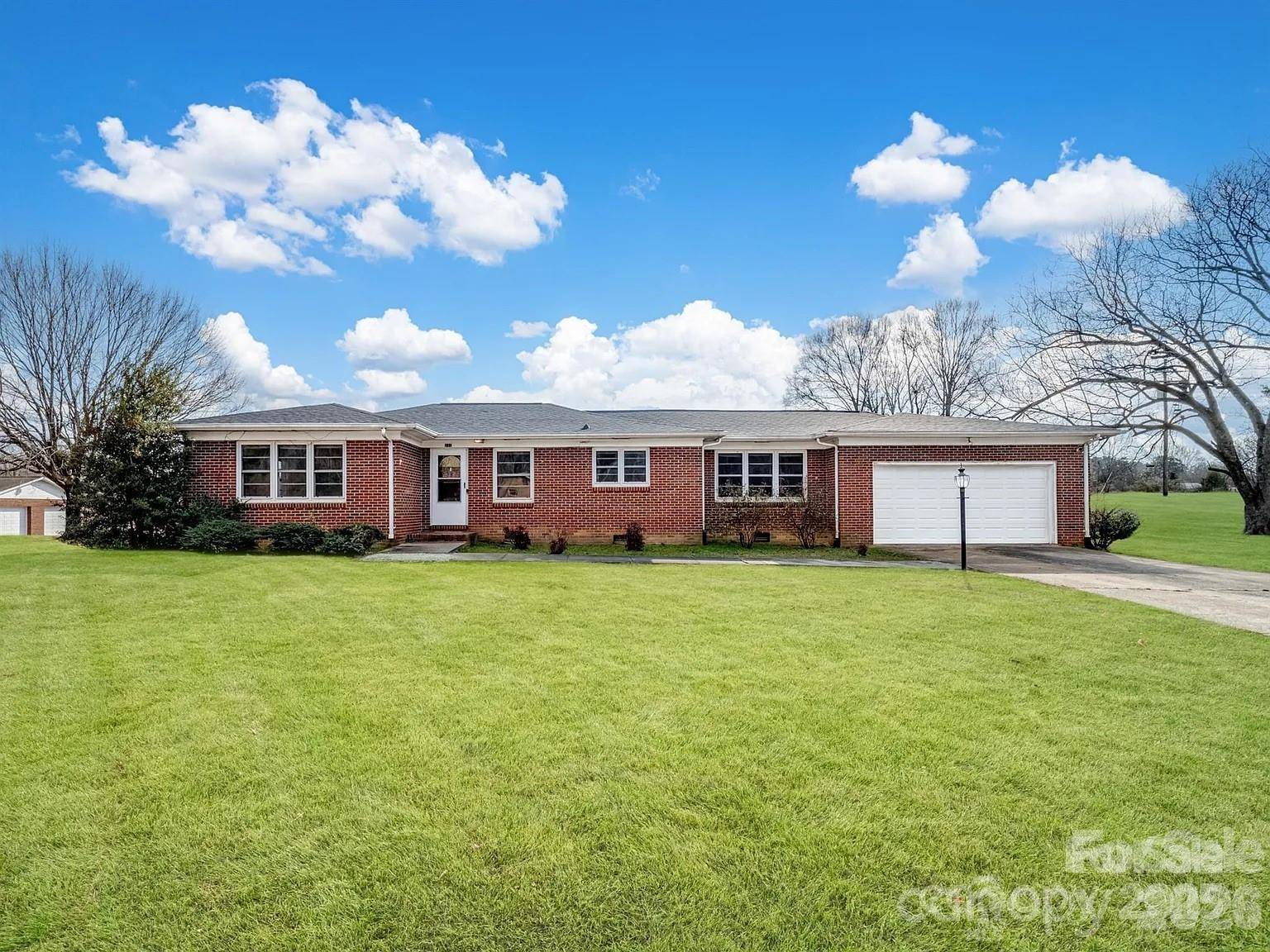 110 2nd AVE NE, Catawba, NC 28609