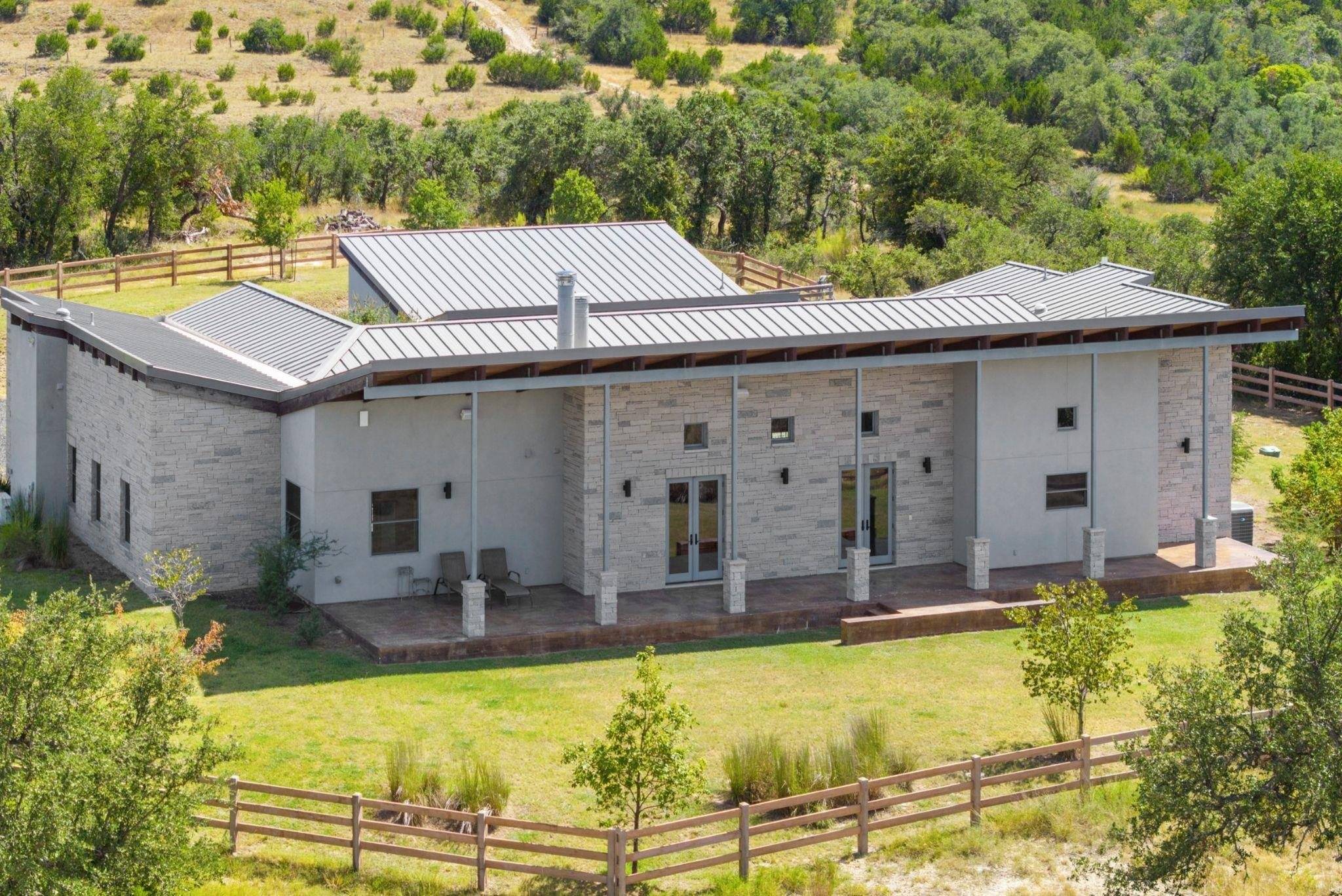 353 Agarita WAY, Johnson City, TX 78636