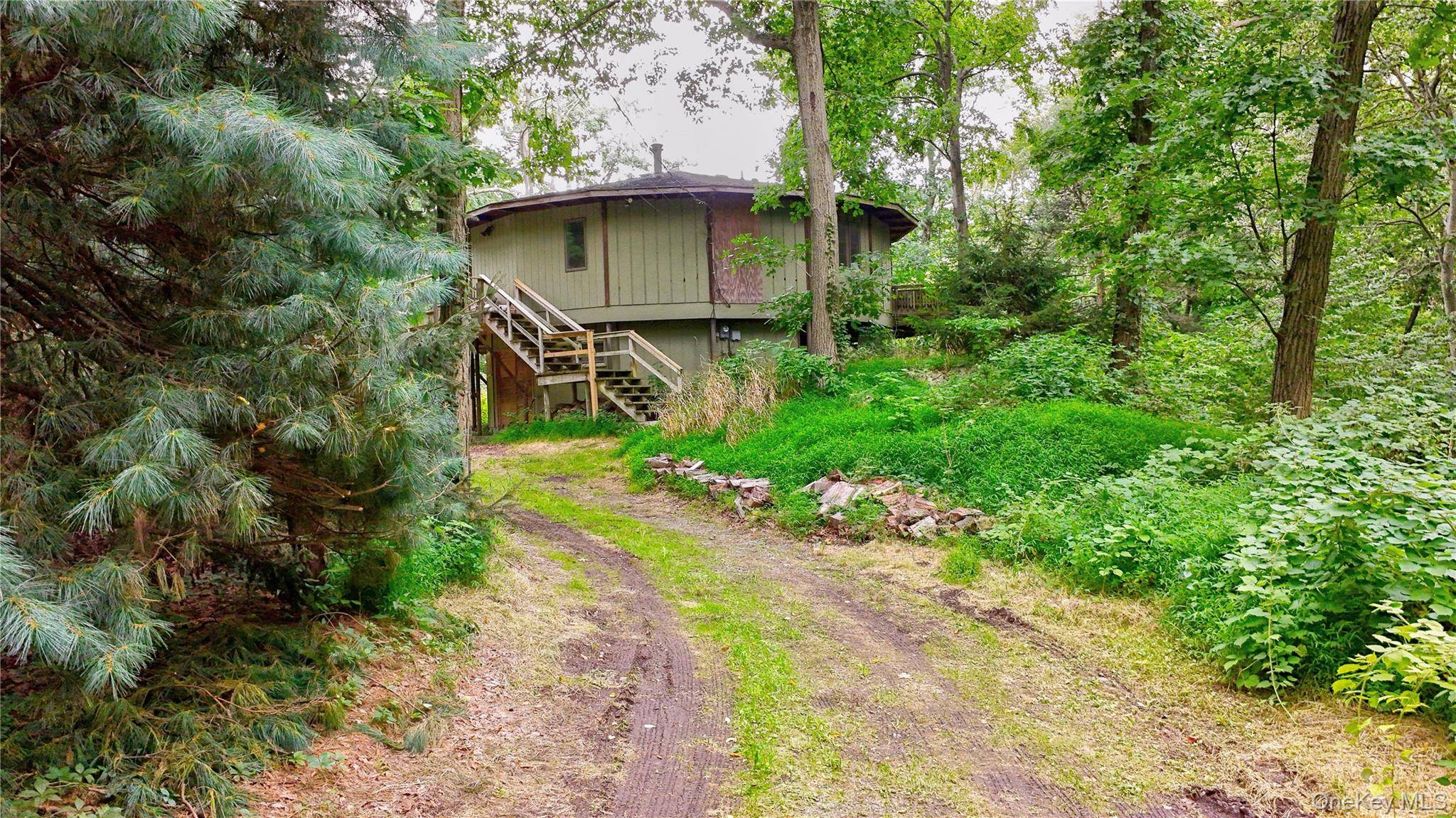 18 Continental RD, Warwick, NY 10990