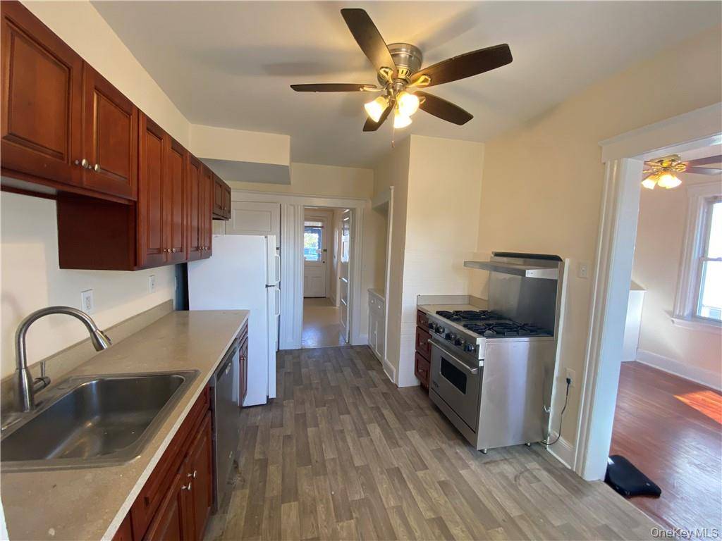 454 Westchester AVE, Port Chester, NY 10573