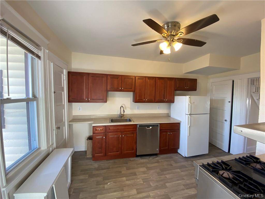 454 Westchester AVE, Port Chester, NY 10573