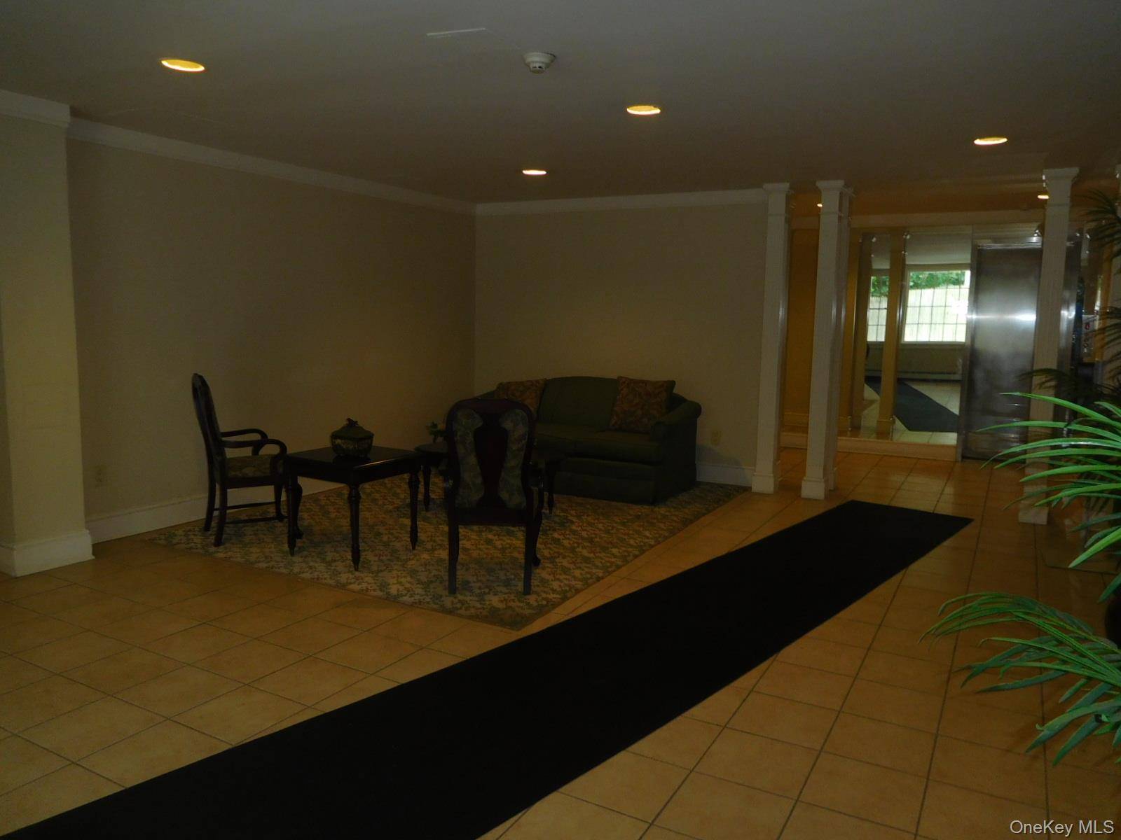 4 Consulate DR #4-H, Tuckahoe, NY 10707