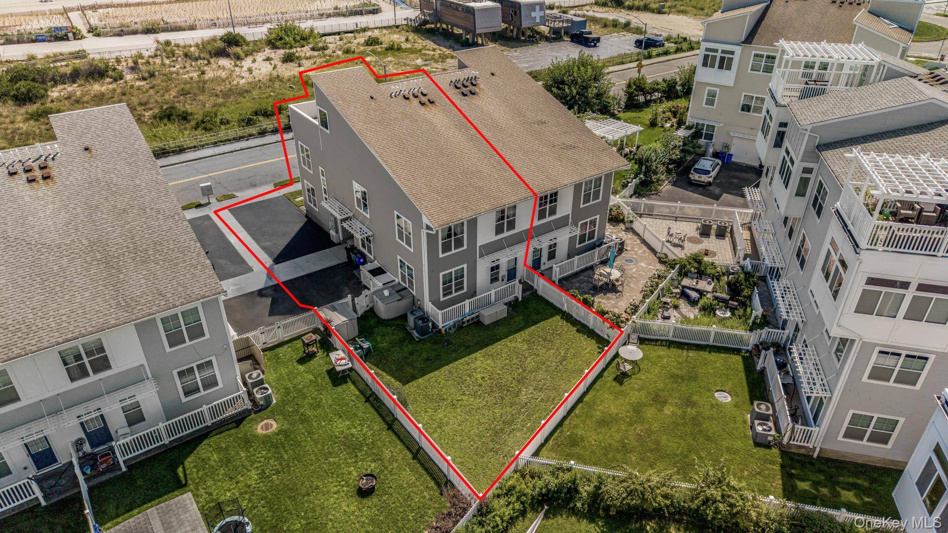 7110 Beach Front RD, Arverne, NY 11692
