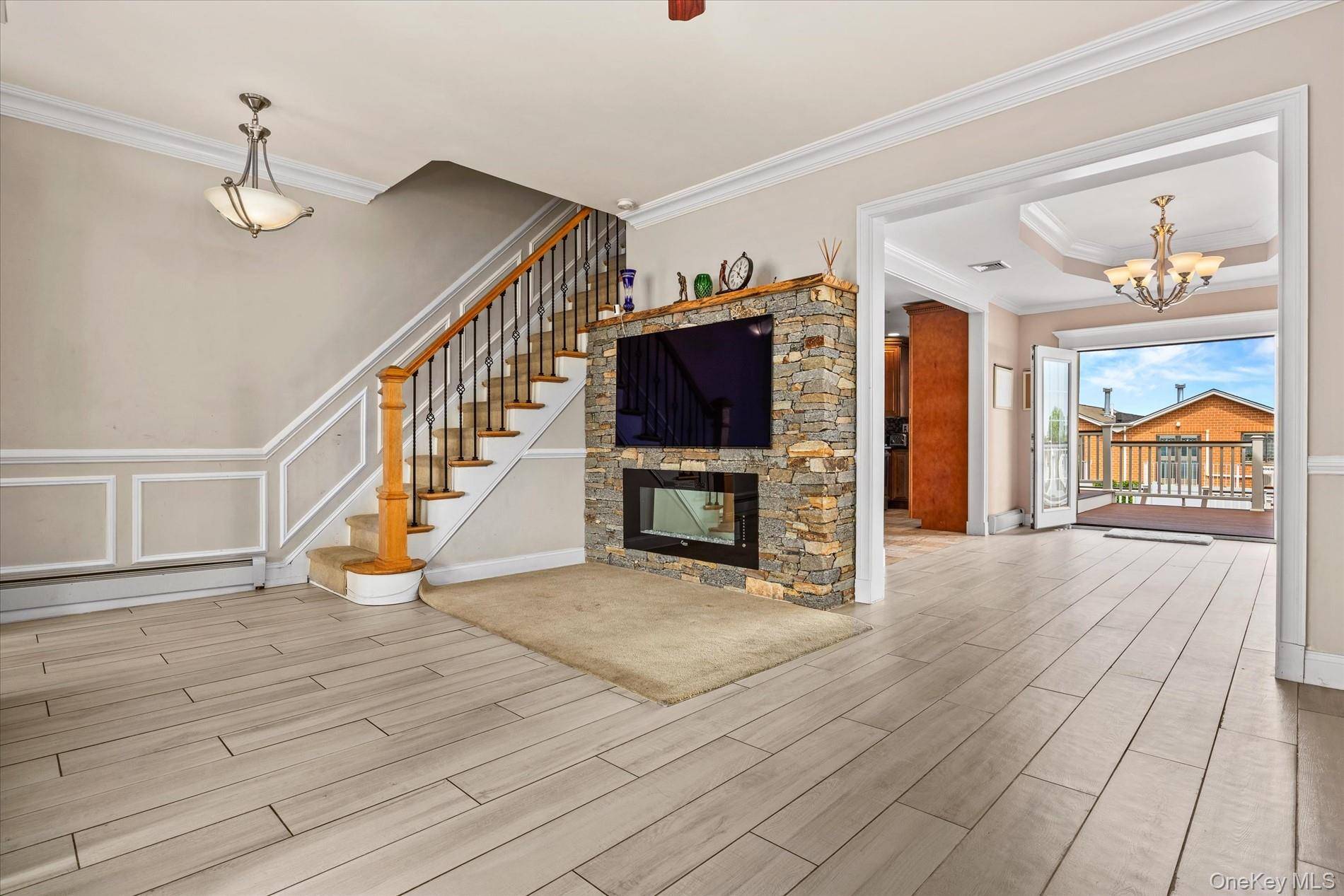 6731 52nd RD, Maspeth, NY 11378
