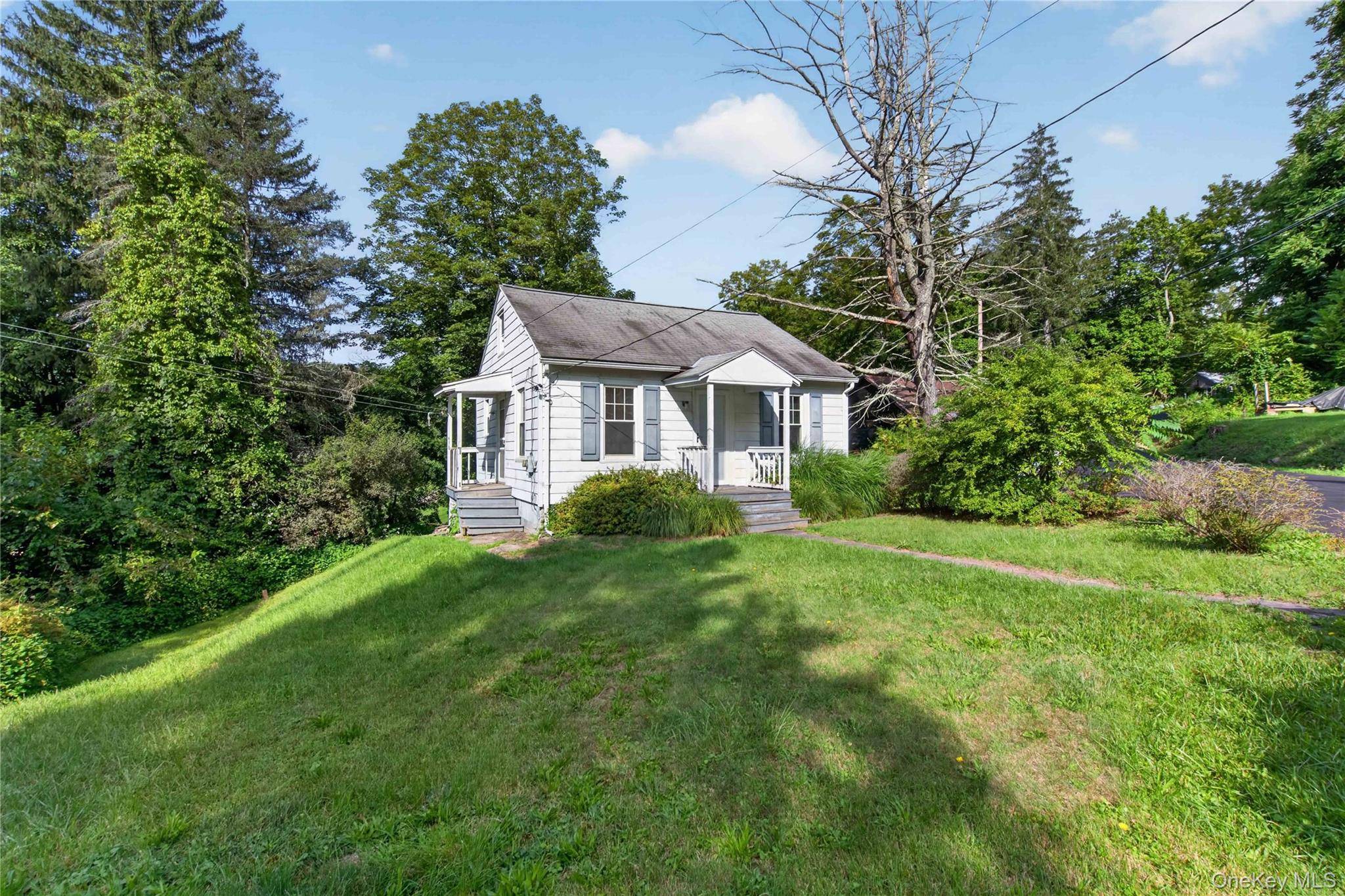 15 Hallihans Hill RD, Kingston, NY 12401