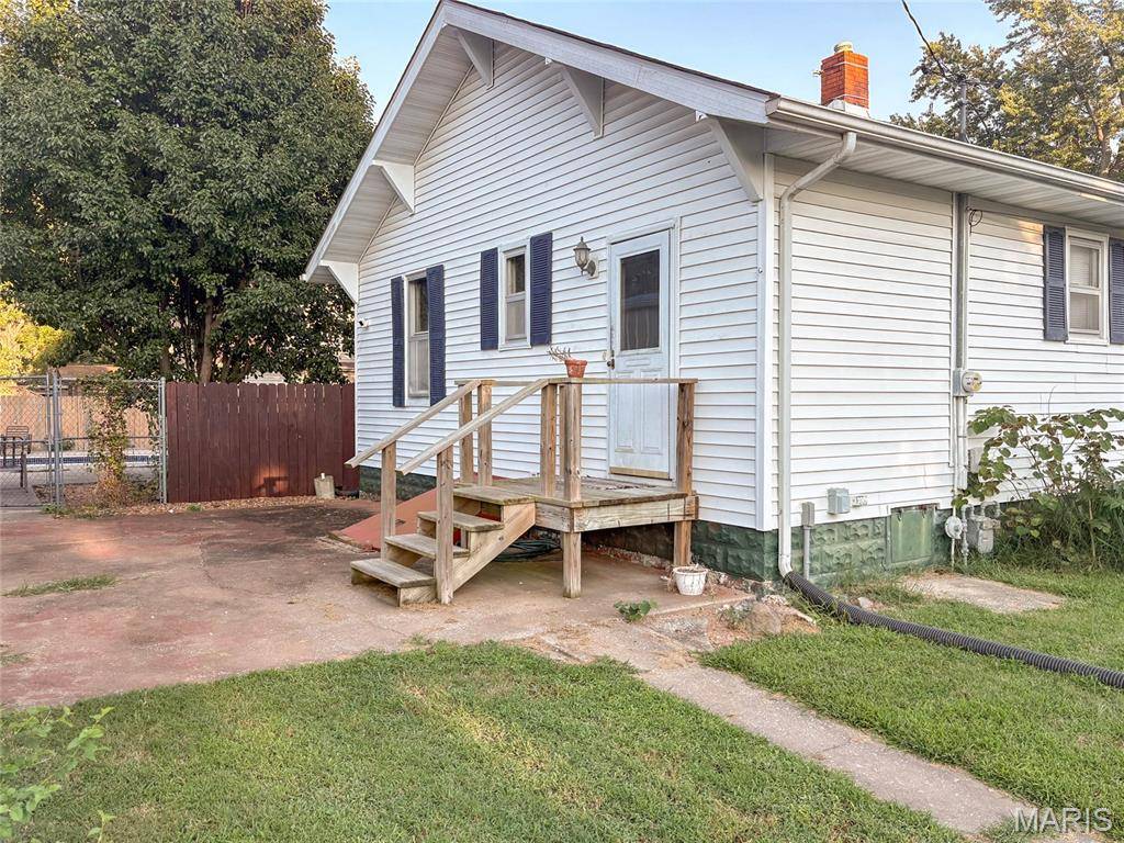 701 E Chestnut ST, Gillespie, IL 62033