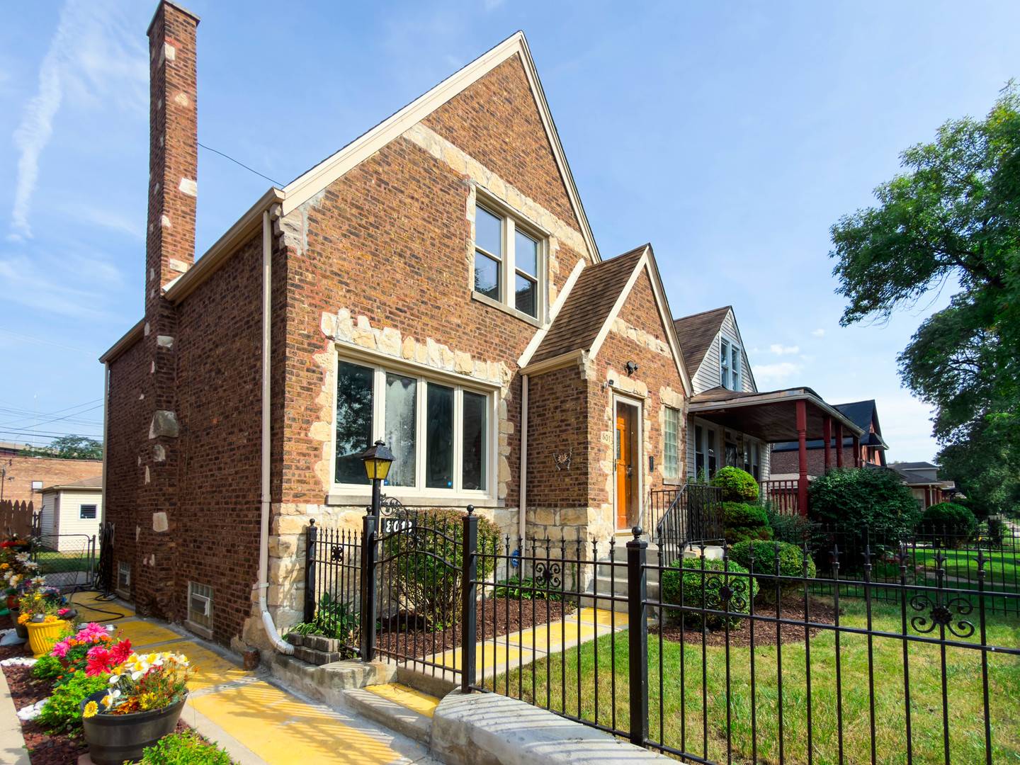 8013 S Harper AVE, Chicago, IL 60619
