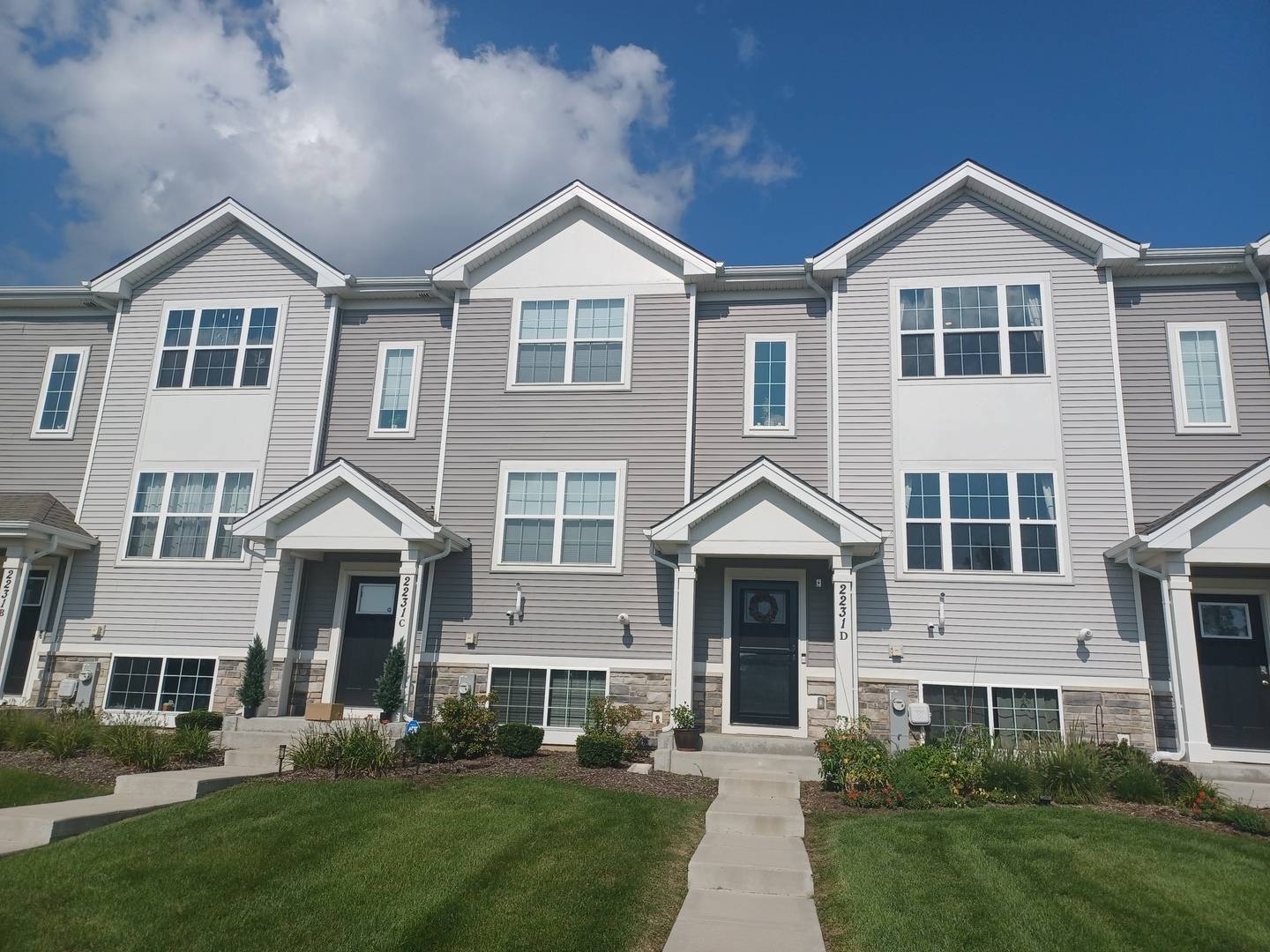 2231 Sassafras WAY #D, Wonder Lake, IL 60097