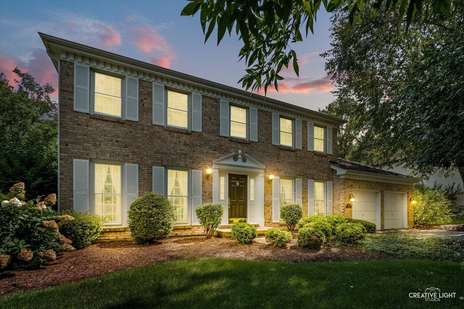 1516 Riparian DR, Naperville, IL 60565
