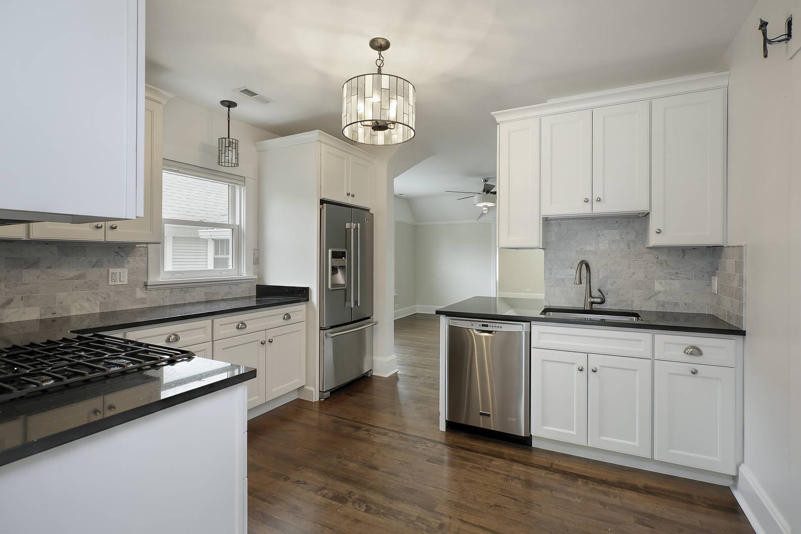 1121 Grant ST #2, Evanston, IL 60201