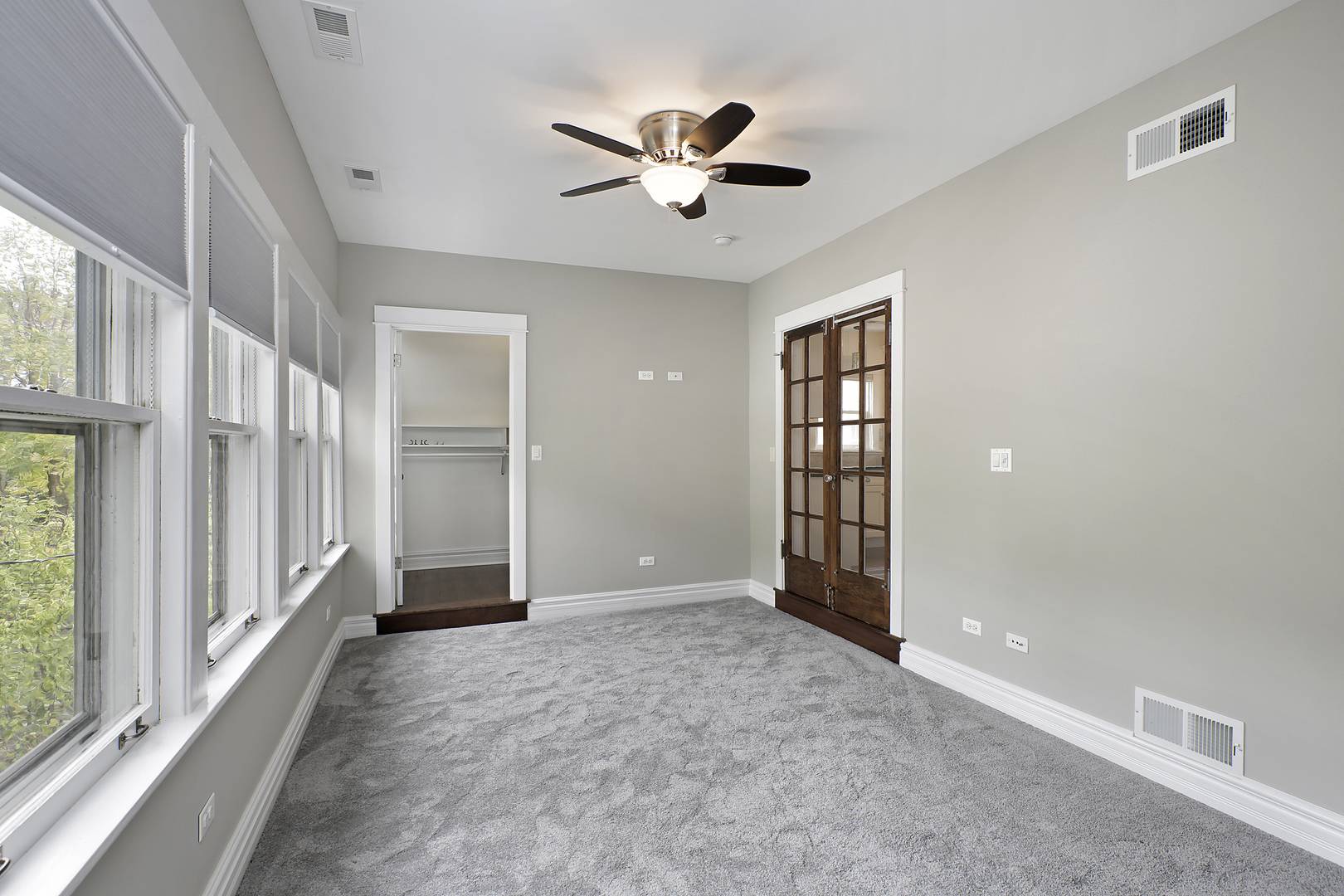 1121 Grant ST #2, Evanston, IL 60201