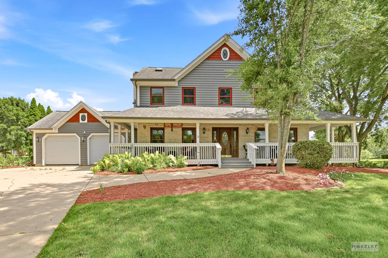 925 Merrill New RD, Sugar Grove, IL 60554