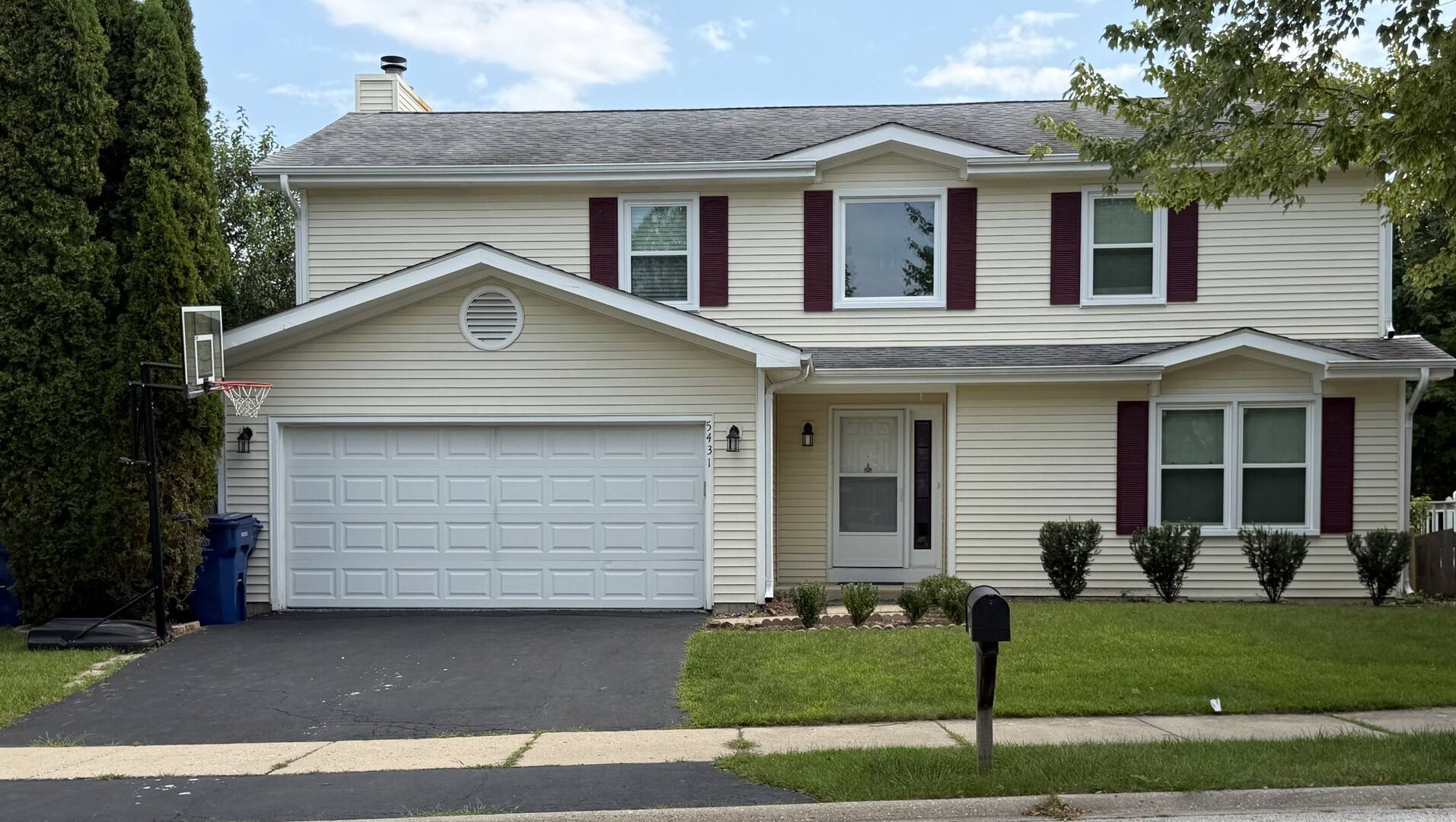5431 Ebony CT, Gurnee, IL 60031