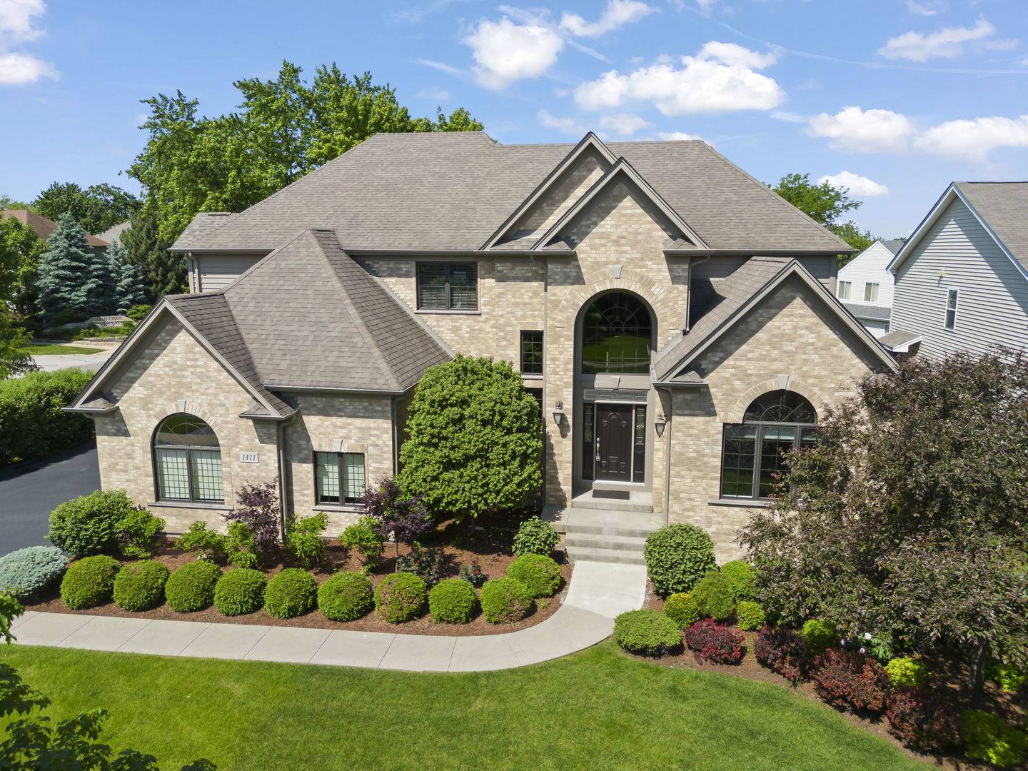 1411 Hatchwood CT, Naperville, IL 60565
