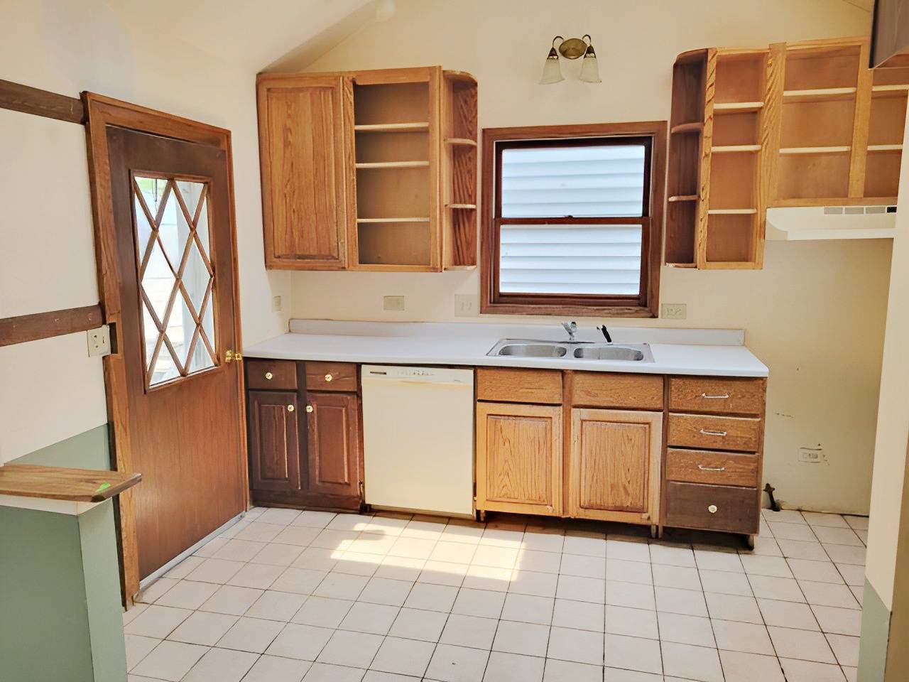 24857 W North RD, Lake Villa, IL 60046