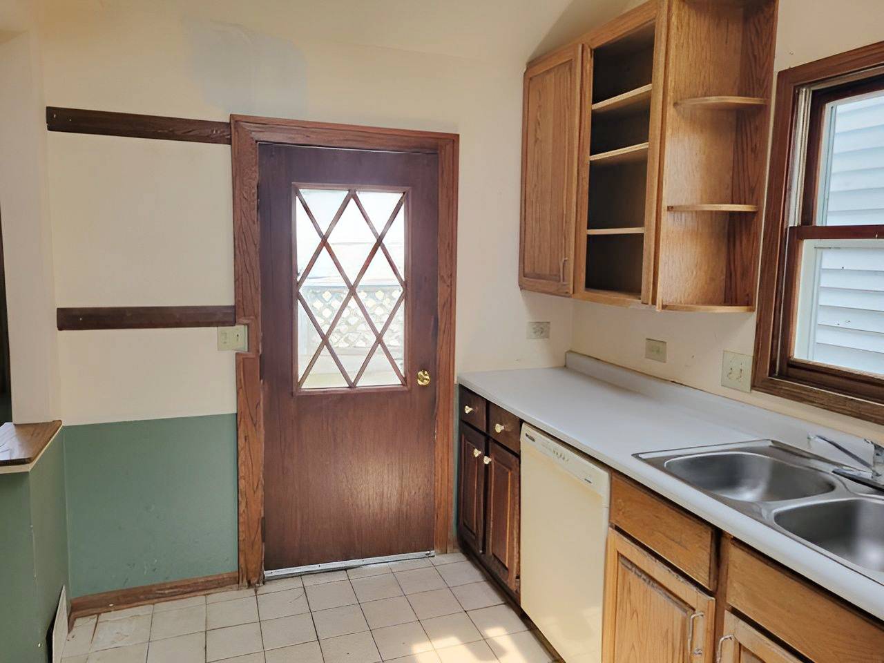 24857 W North RD, Lake Villa, IL 60046