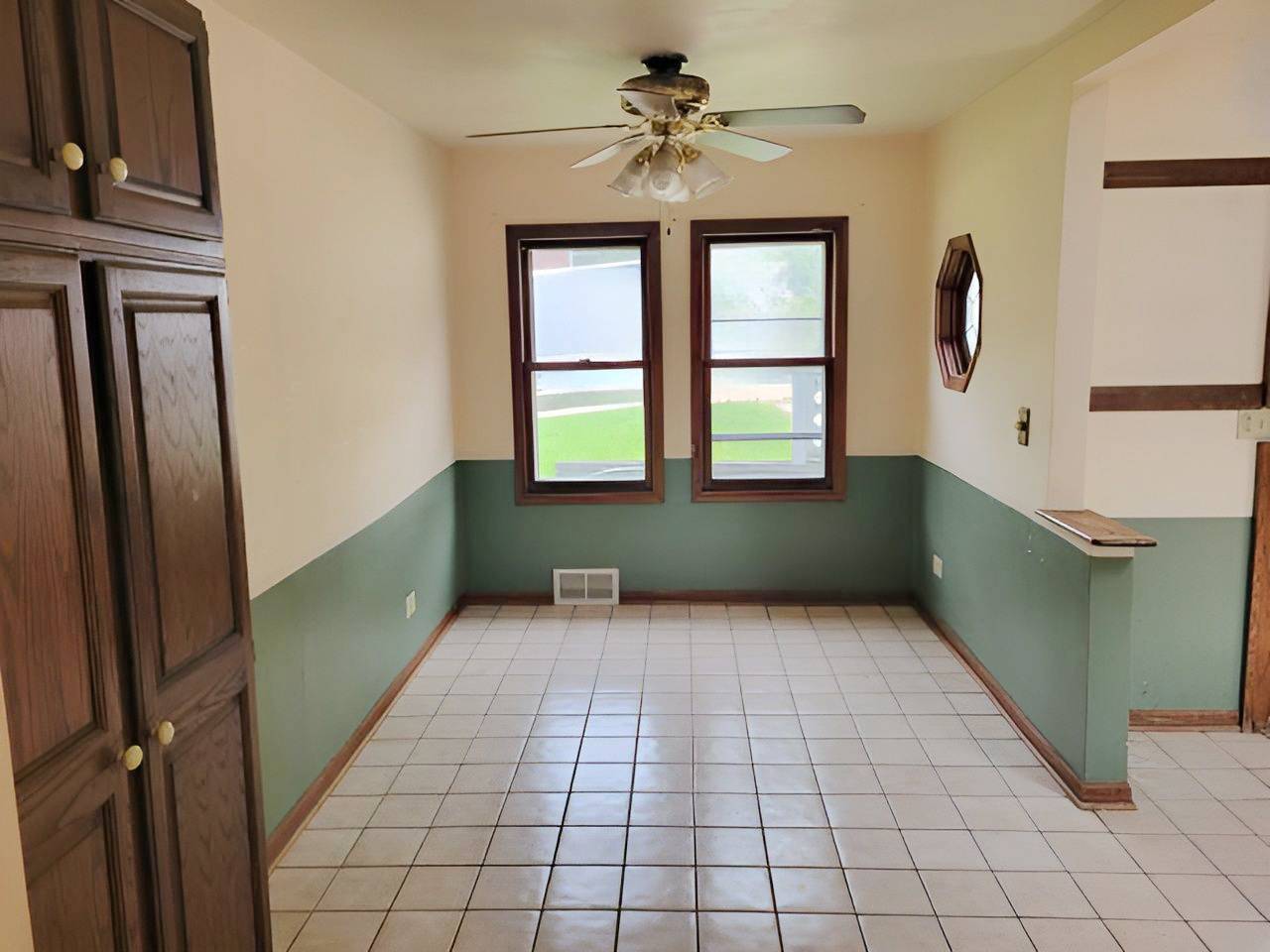 24857 W North RD, Lake Villa, IL 60046