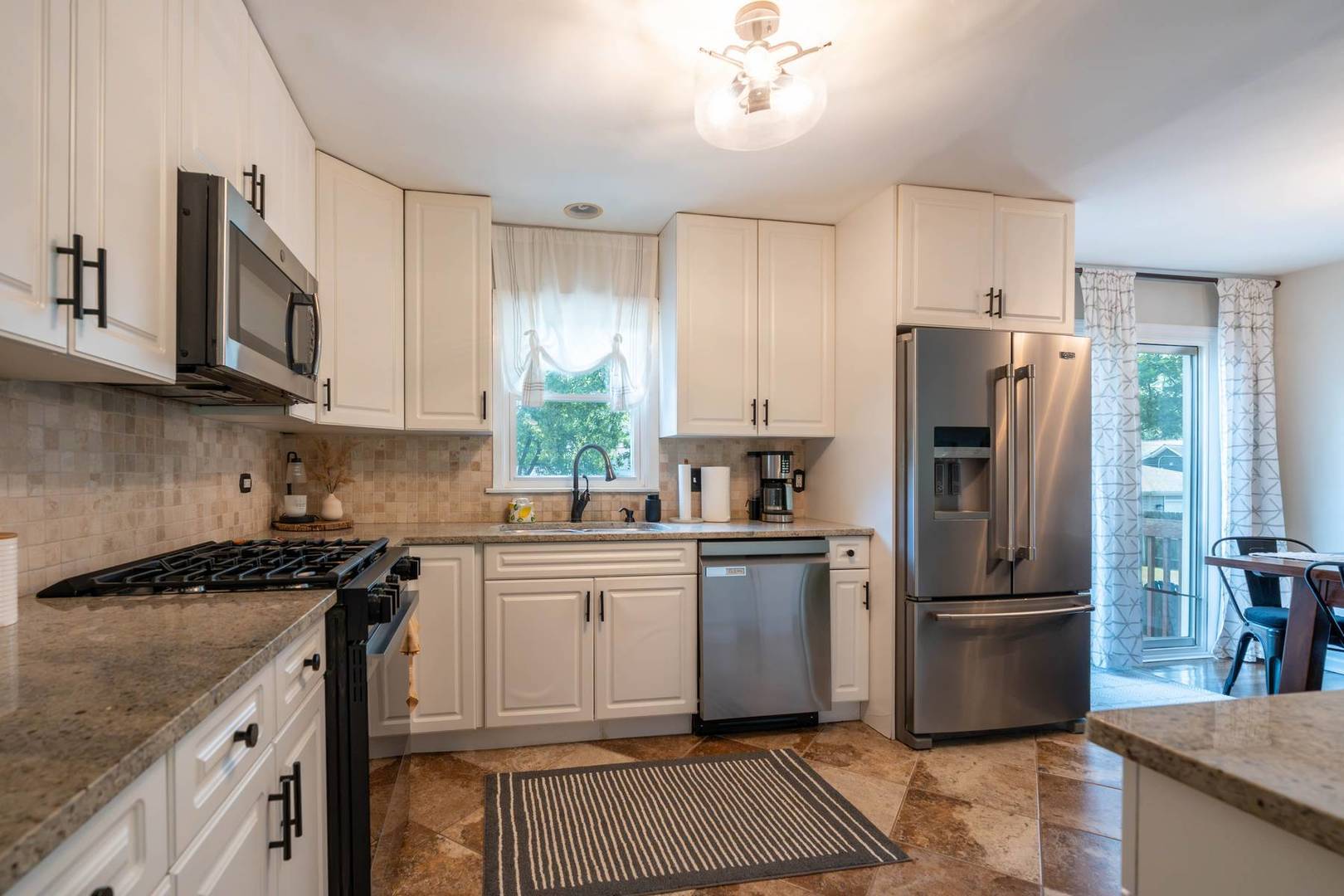 1214 Wilson AVE, Wheaton, IL 60189