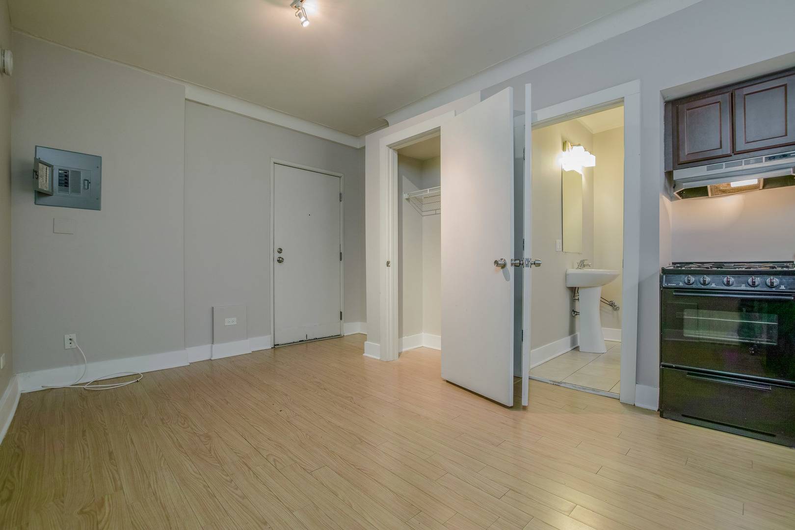4706 N Beacon ST #308, Chicago, IL 60640