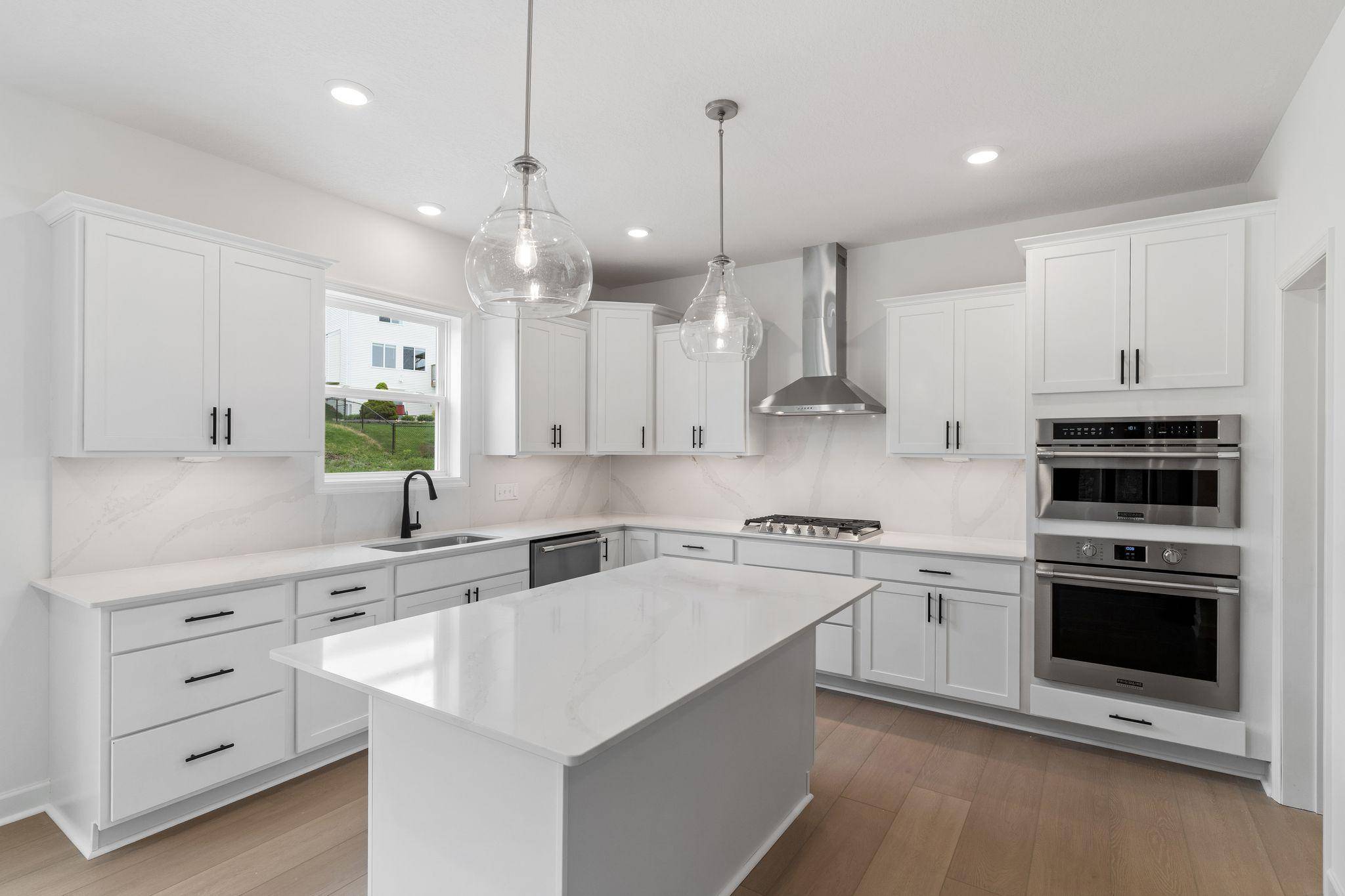 661 Sierra Pkwy, Waconia, MN 55387