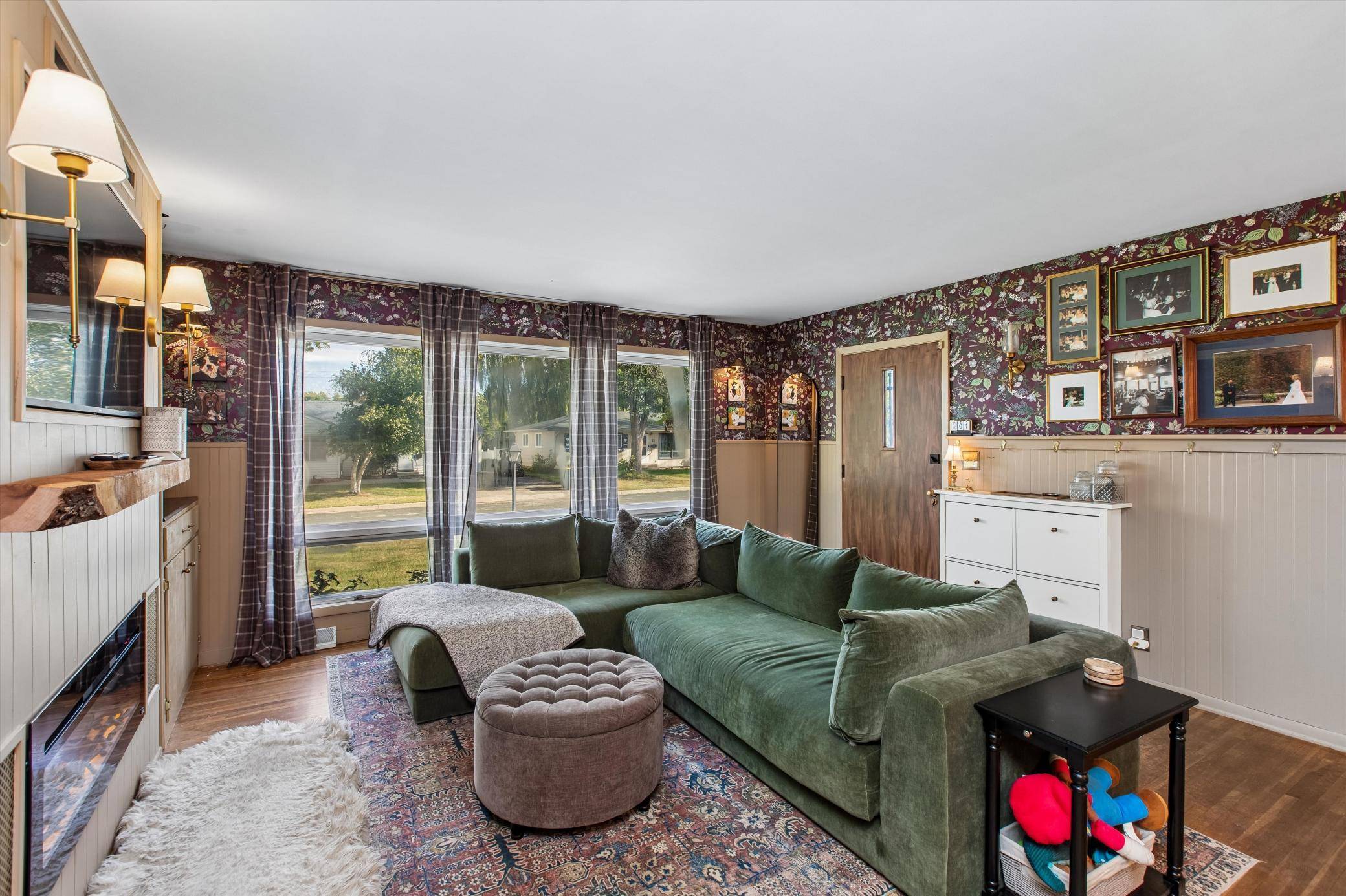 18 Park DR, Northfield, MN 55057