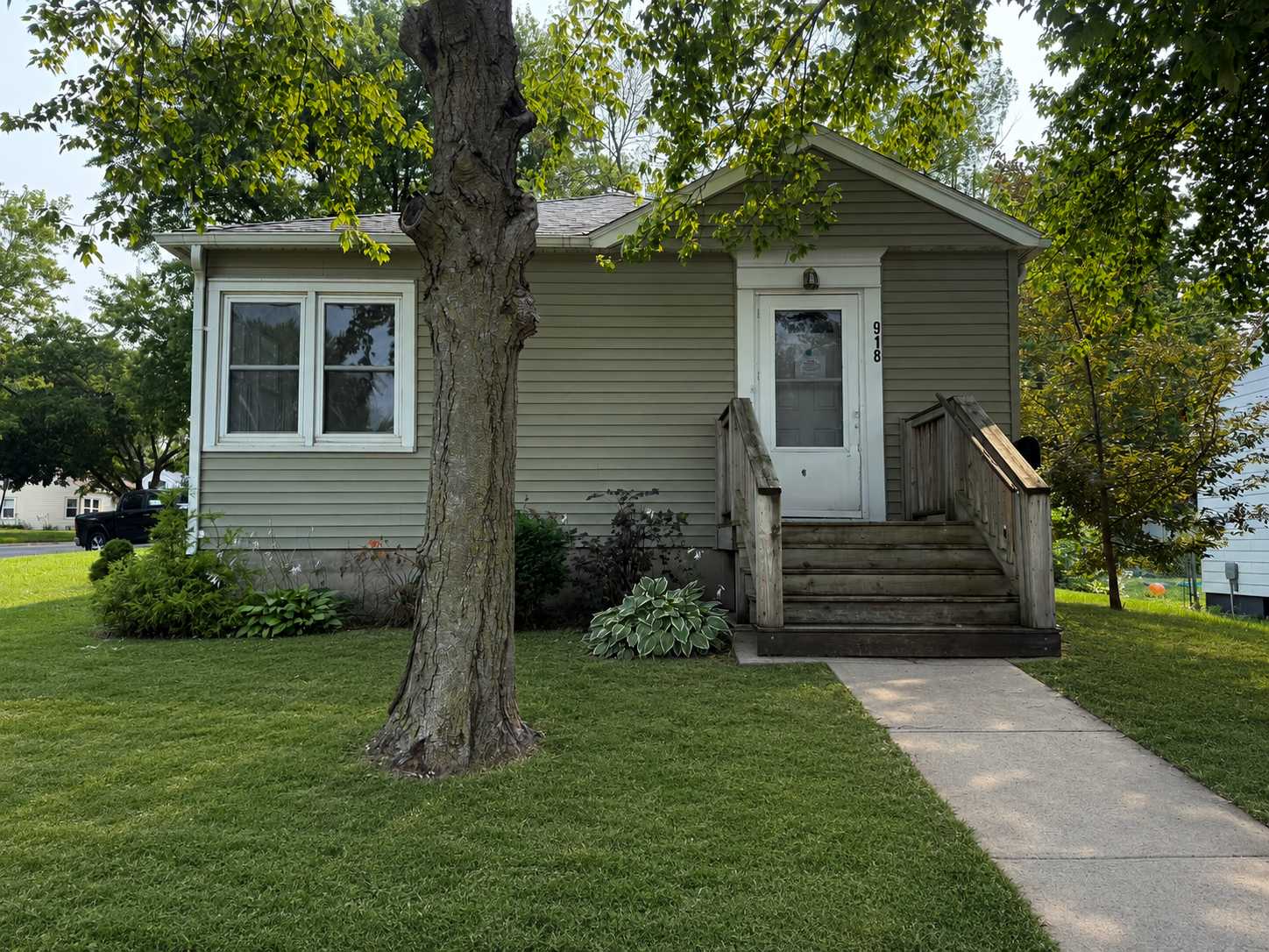918 Valley AVE, Albert Lea, MN 56007