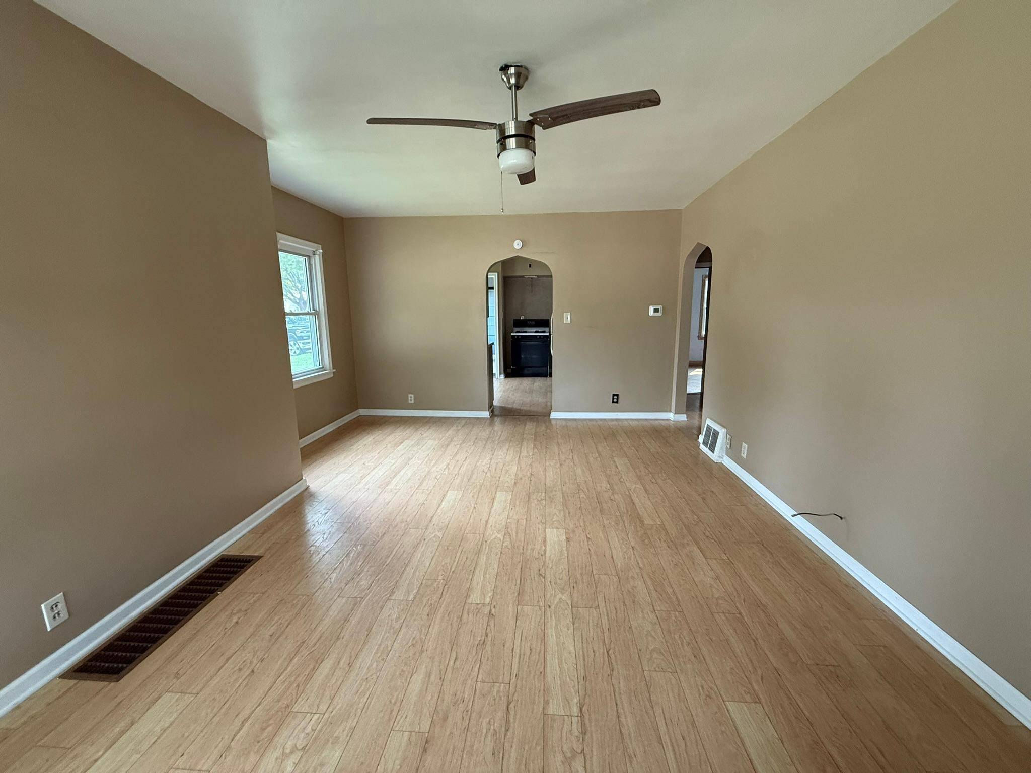 918 Valley AVE, Albert Lea, MN 56007