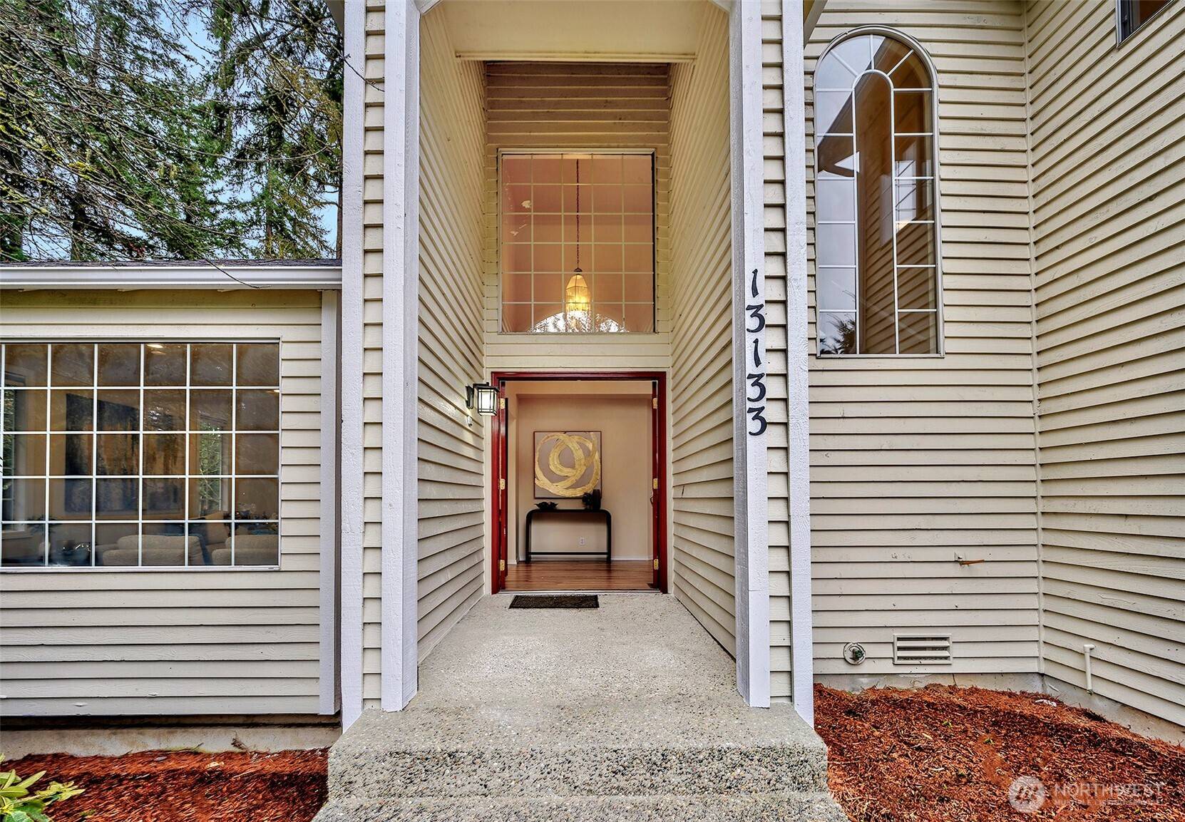 13133 NE 74th ST, Kirkland, WA 98033