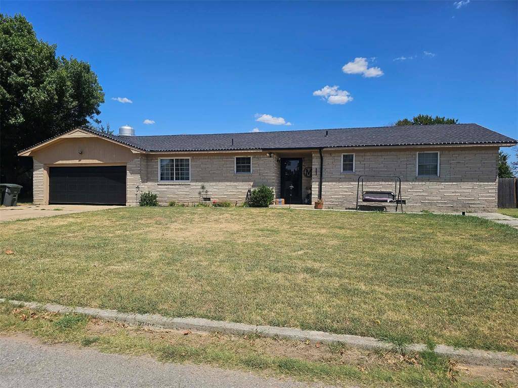 111 Hazelwood ST, Davis, OK 73030