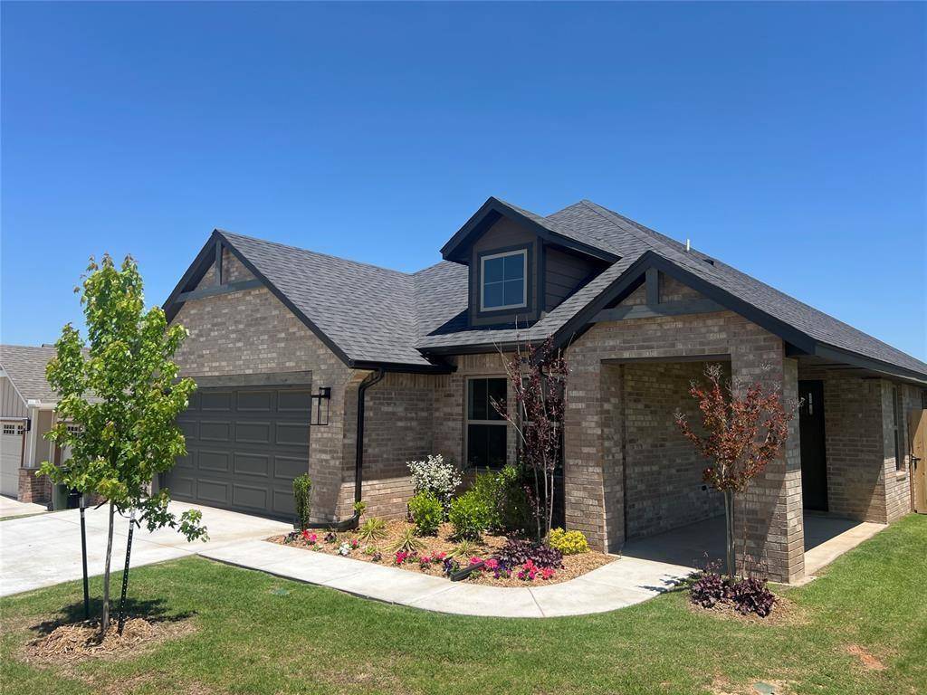 2216 Los Angeles AVE, Edmond, OK 73034