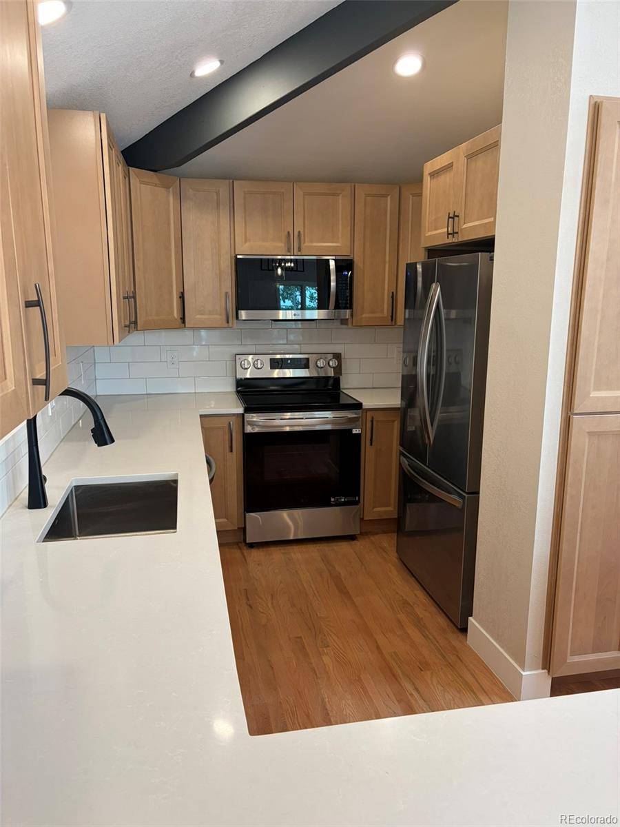 774 Ridgeside DR, Golden, CO 80401