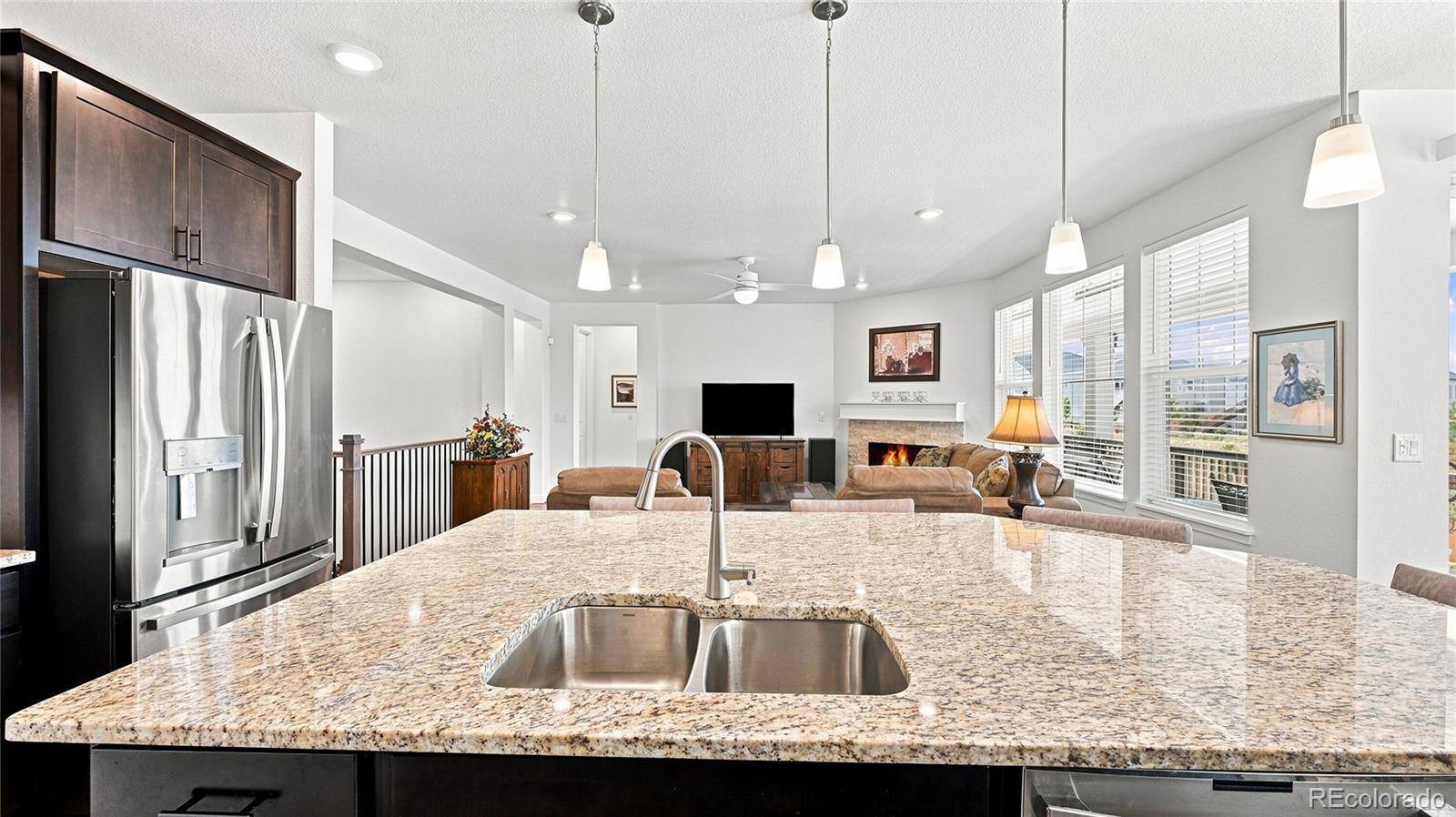 2573 Knobbie CIR, Castle Rock, CO 80109
