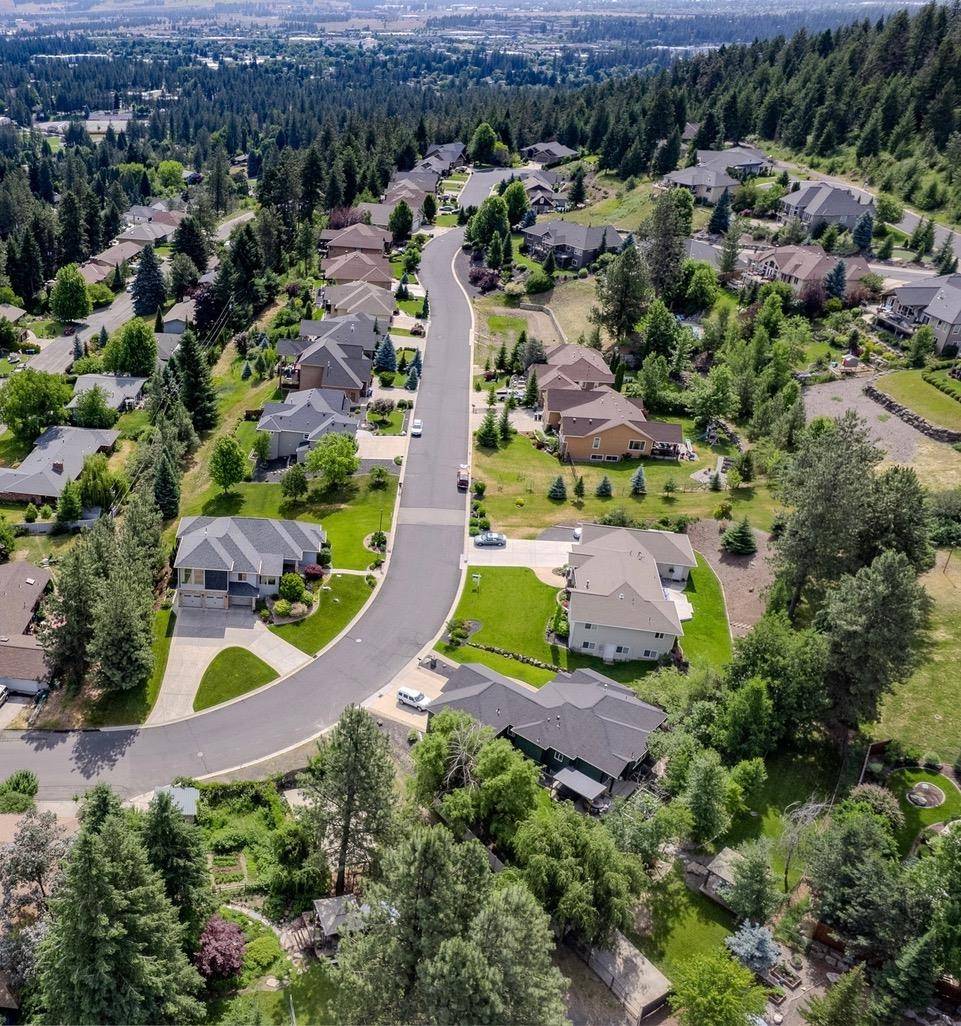 10532 EDNA Ln, Spokane, WA 99218