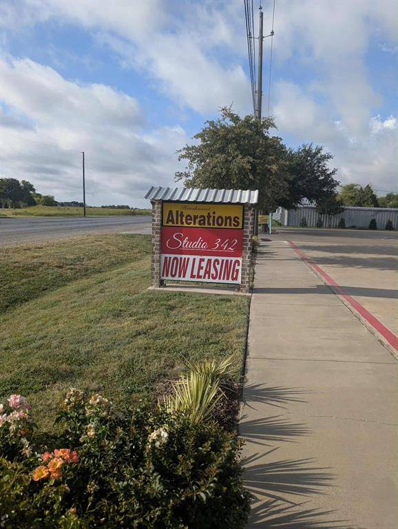 431 N State Highway 342 #C, Red Oak, TX 75154