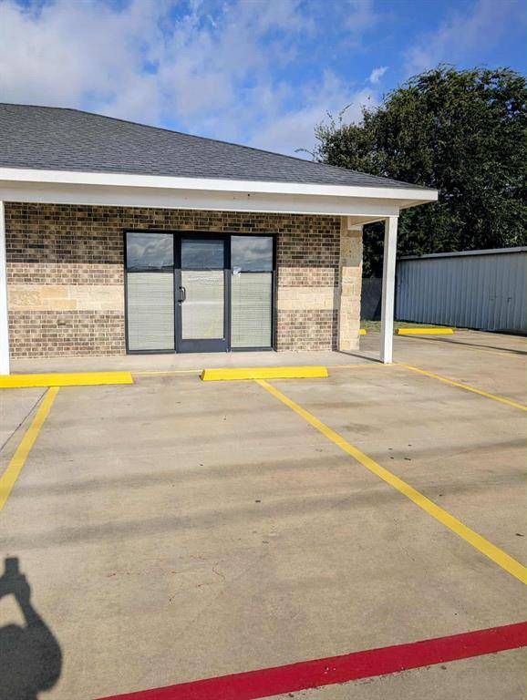431 N State Highway 342 #C, Red Oak, TX 75154