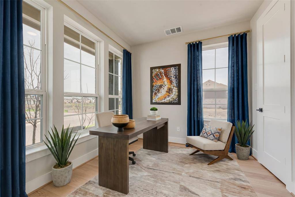 656 Blakelys Way, Fate, TX 75189
