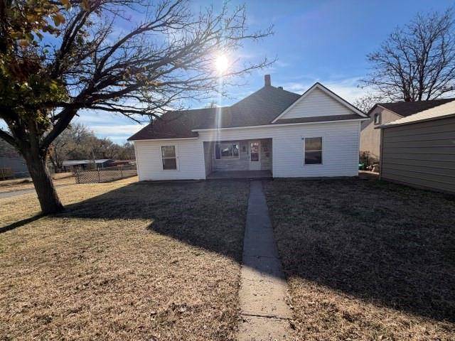 822 Santa Fe Avenue, Canadian, TX 79014