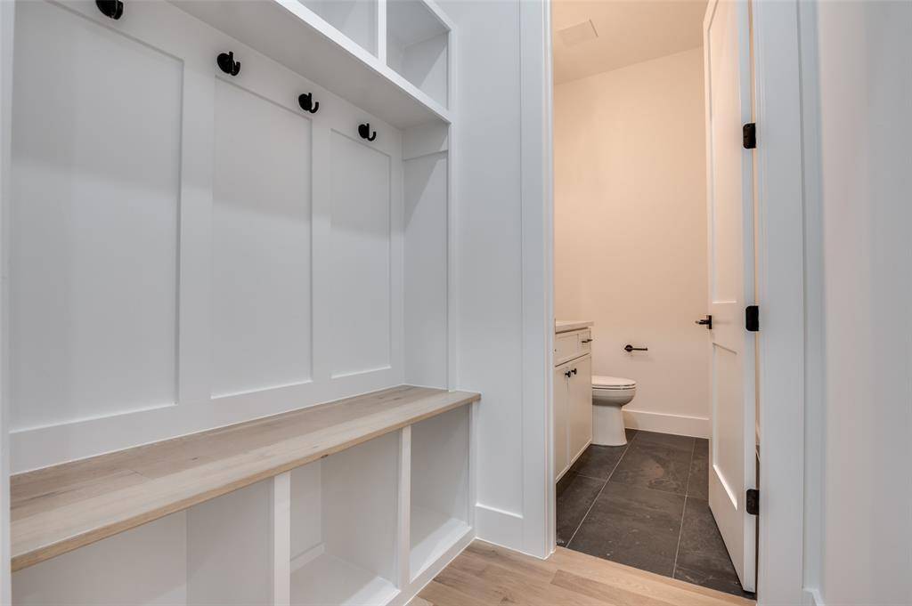 514 S Glasgow Drive, Dallas, TX 75223