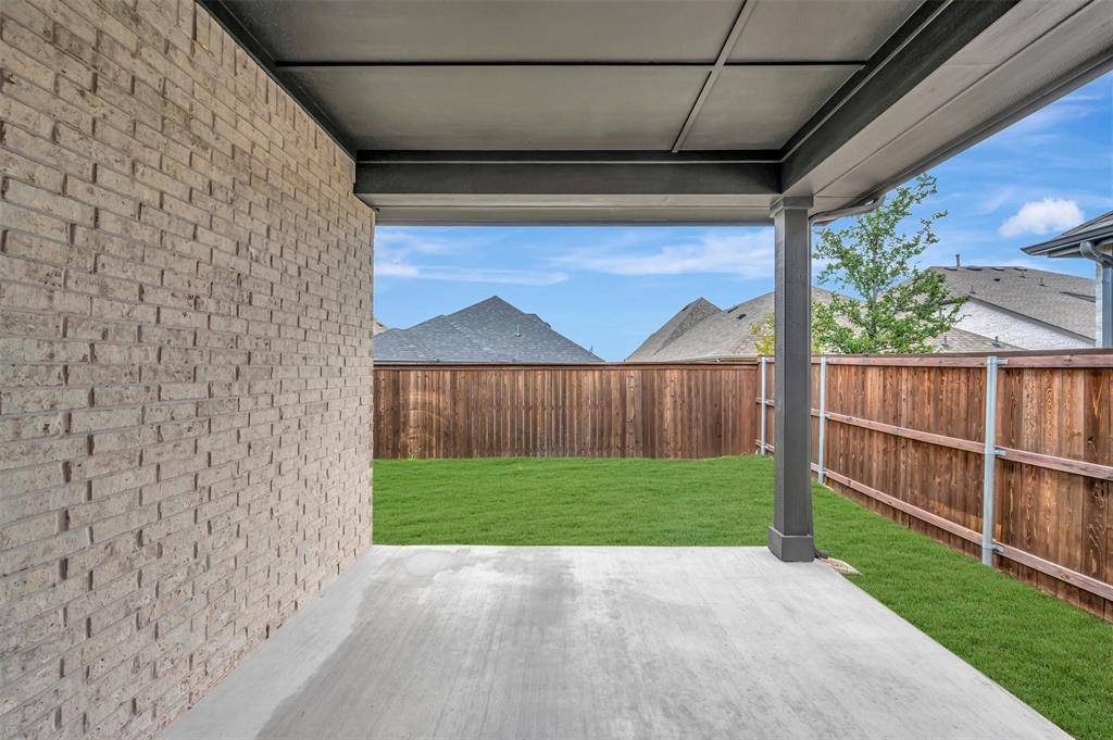 2331 Clearwater Way, Royse City, TX 75189