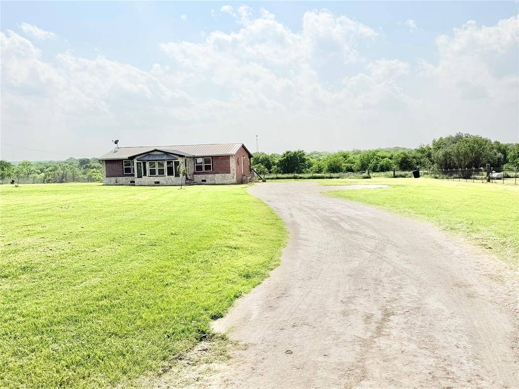 9717 Limestone Court, Joshua, TX 76058