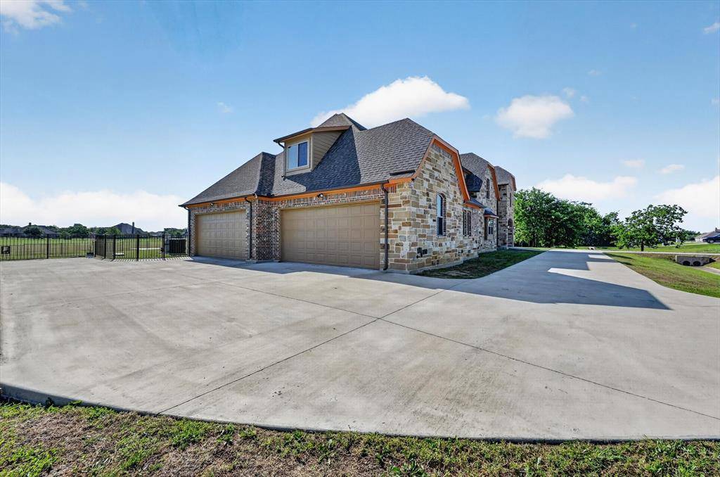 1710 Winding Creek Lane, Rockwall, TX 75032