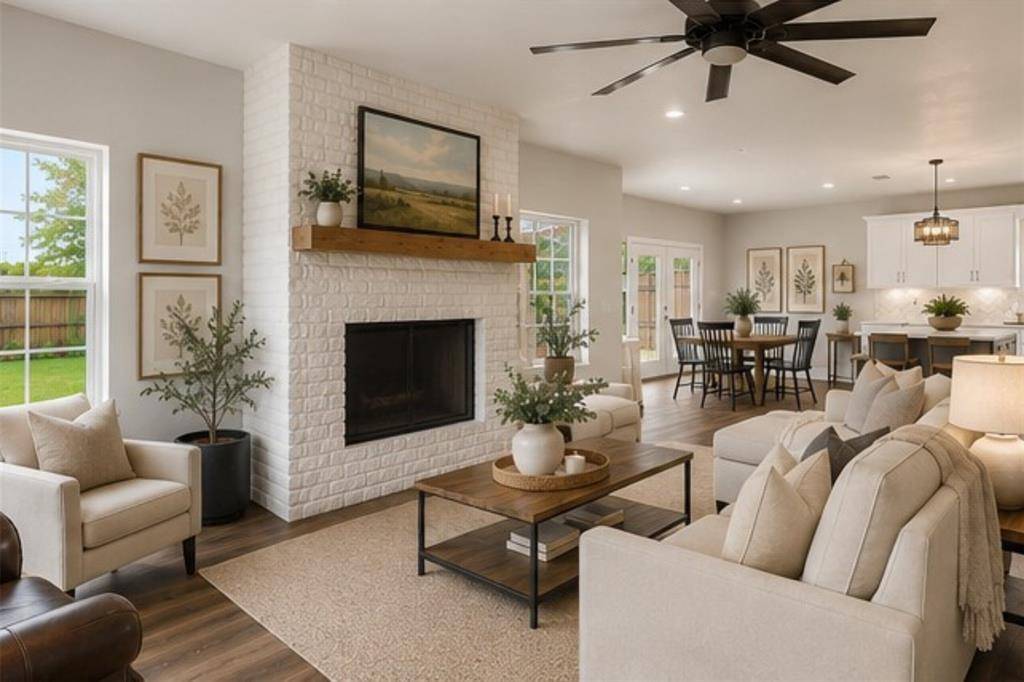 116 E Bexar Street, Mabank, TX 75147