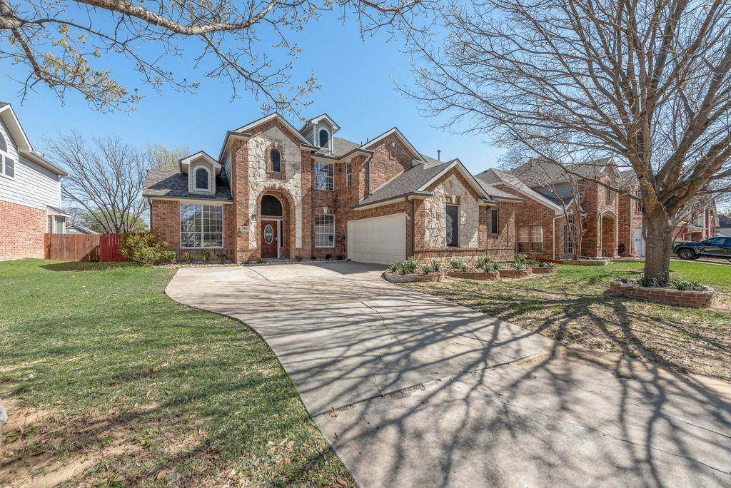 515 Suffolk Drive, Grand Prairie, TX 75052