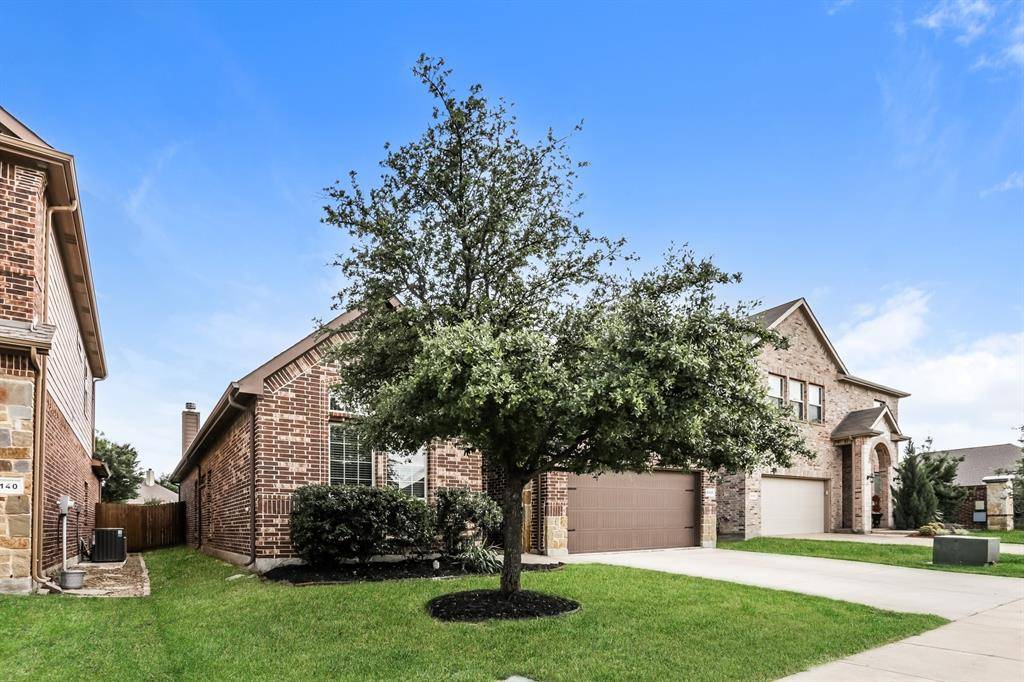 5136 Tortola Lane, Fort Worth, TX 76244