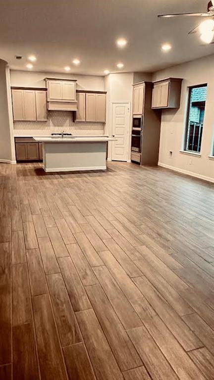 9313 WINDING CREEK Drive, Little Elm, TX 75068