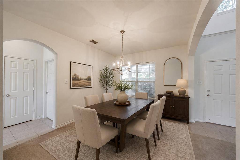 600 Beeman Drive, Arlington, TX 76002