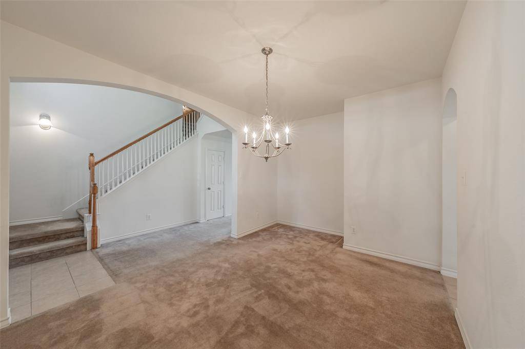 600 Beeman Drive, Arlington, TX 76002