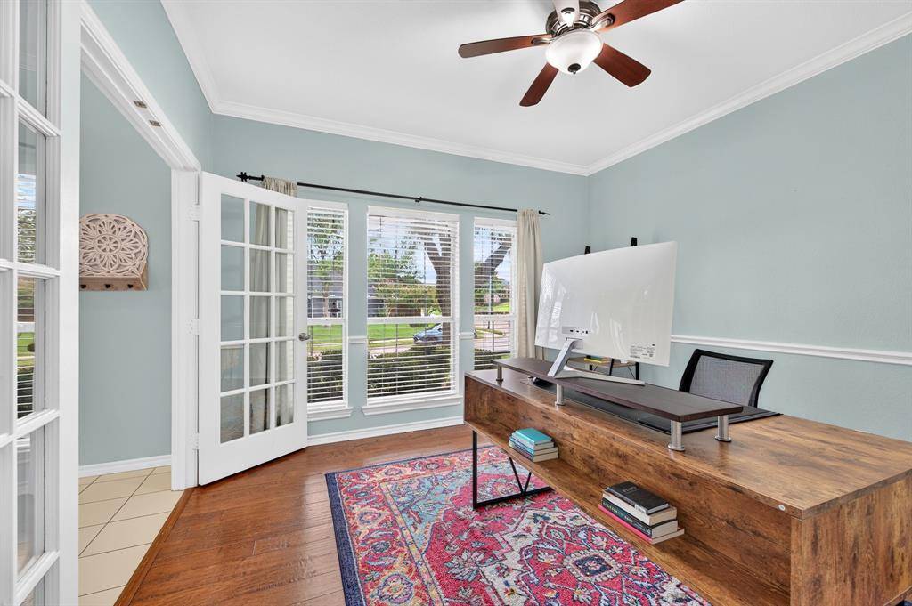2724 Winterlake Drive, Carrollton, TX 75006