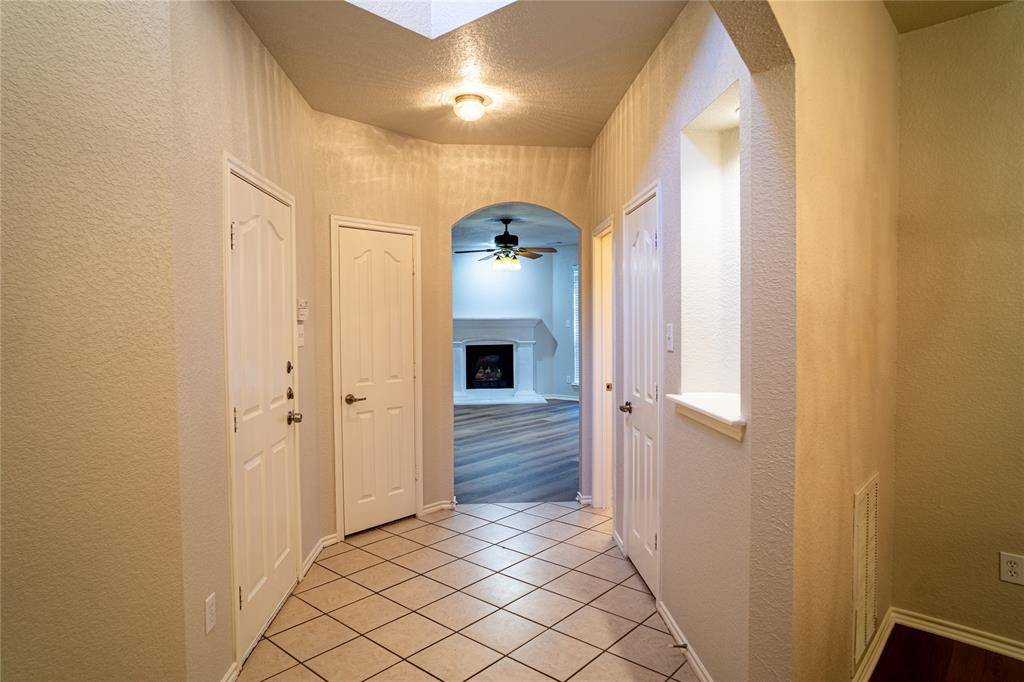 6100 Horse Trap Drive, Fort Worth, TX 76179