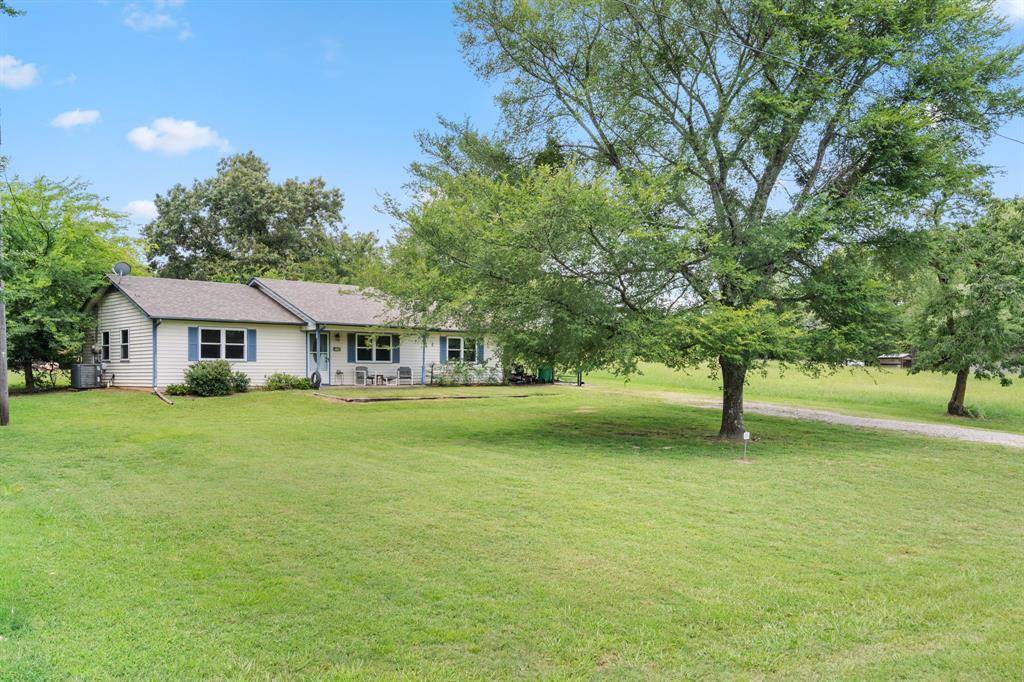 1282 Rs County Road 3325, Emory, TX 75440